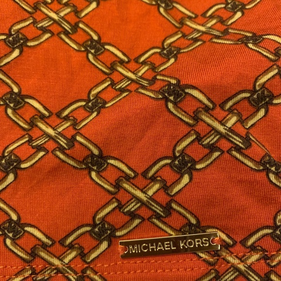 Michael Kors Chain Link Long
Sleeve Orange & Gold Top - Picture 3 of 7